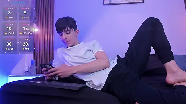 mathias saenz online show from 11-28-25, 07:49