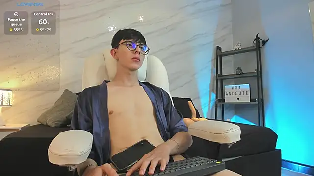 mathias saenz online show from 01-08-26, 07:05