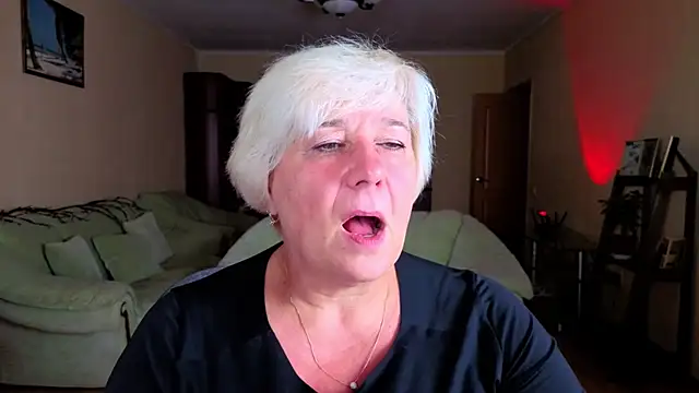 Milana Milky online show from 09-25-25, 05:00