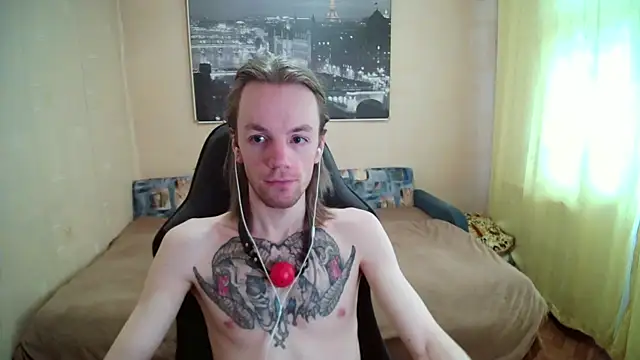 Snapshot of AdamDickens chatting on 09-11-25, 09:31 AdamDickens online show from 09-11-25, 09:31