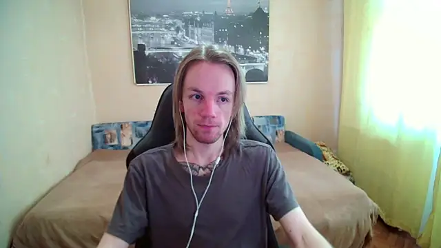 Snapshot of AdamDickens chatting on 09-13-25, 10:48 AdamDickens online show from 09-13-25, 10:48