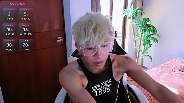 taichi bluy online show from 11-03-25, 07:26