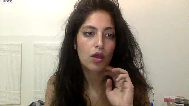 Snapshot of lobalolla chatting on 12-15-25, 07:01 lobalolla online show from 12-15-25, 07:01