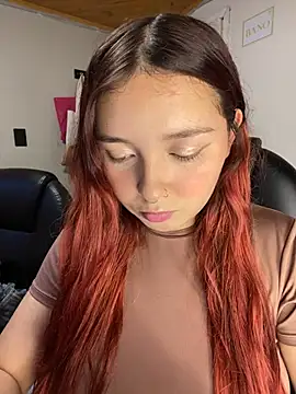 Karen18 boobs online show from 04-28-26, 02:21