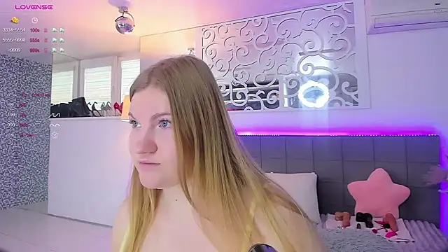 Snapshot of AshleyJoness chatting on 11-20-25, 08:03 AshleyJoness online show from 11-20-25, 08:03