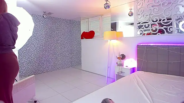 Snapshot of AshleyJoness chatting on 12-14-25, 06:08 AshleyJoness online show from 12-14-25, 06:08