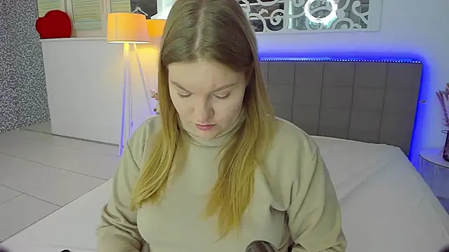 Snapshot of AshleyJoness chatting on 01-06-26, 06:17 AshleyJoness online show from 01-06-26, 06:17