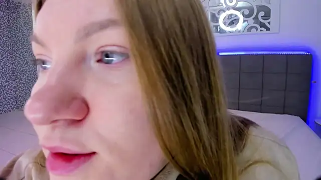 Snapshot of AshleyJoness chatting on 01-13-26, 06:18 AshleyJoness online show from 01-13-26, 06:18