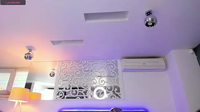 Snapshot of AshleyJoness chatting on 02-19-26, 06:42 AshleyJoness online show from 02-19-26, 06:42