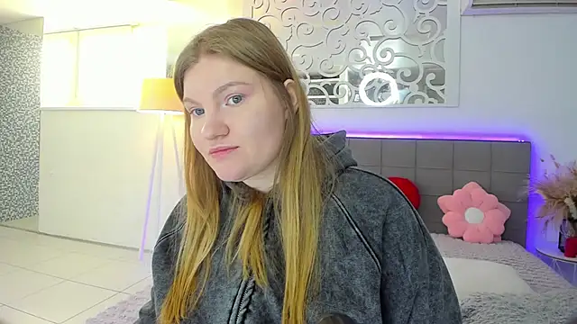 Snapshot of AshleyJoness chatting on 02-27-26, 06:02 AshleyJoness online show from 02-27-26, 06:02