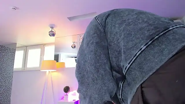 Snapshot of AshleyJoness chatting on 03-04-26, 06:08 AshleyJoness online show from 03-04-26, 06:08