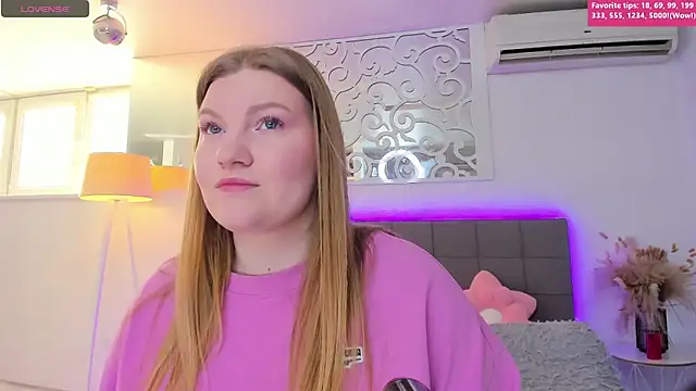 Snapshot of AshleyJoness chatting on 03-11-26, 06:19 AshleyJoness online show from 03-11-26, 06:19