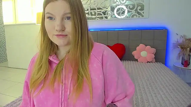 Snapshot of AshleyJoness chatting on 03-15-26, 06:19 AshleyJoness online show from 03-15-26, 06:19