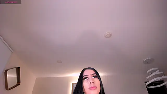 LeahLombardi  online show from 11-14-25, 03:16