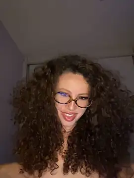 JhenneRouge online show from 11-07-25, 01:27