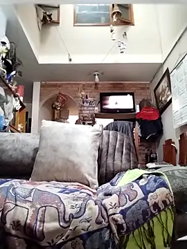 OliviaMorris1 online show from 04-26-26, 03:32