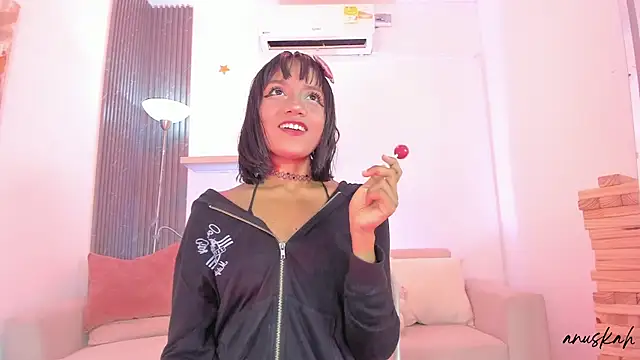 anuskah online show from 10-02-25, 12:28