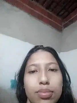 Snapshot of Auroragravidinha chatting on 12-20-25, 05:58 Auroragravidinha online show from 12-20-25, 05:58