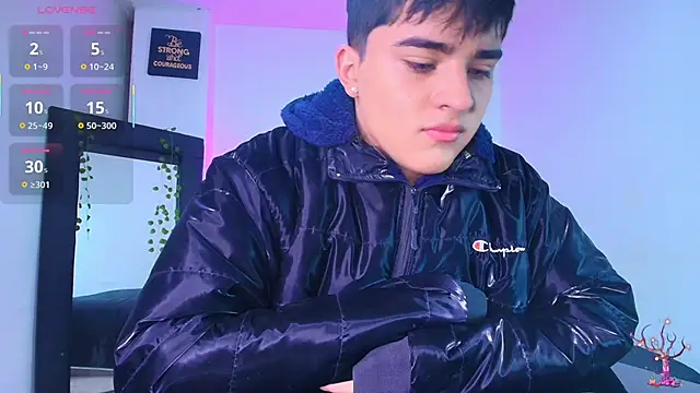 Lucass love online show from 10-16-25, 01:23