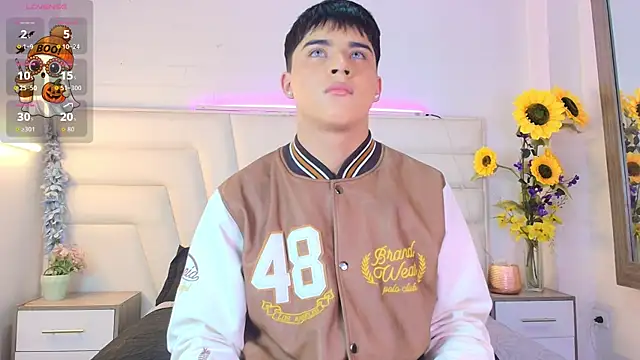 Lucass love online show from 11-08-25, 04:07