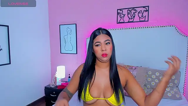 Snapshot of Meloddy_Parkerr_ chatting on 10-21-25, 04:57 Meloddy Parkerr online show from 10-21-25, 04:57