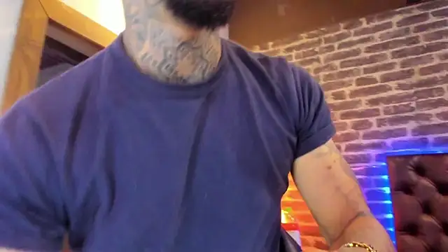 VinzenzRizzo online show from 11-20-25, 04:45