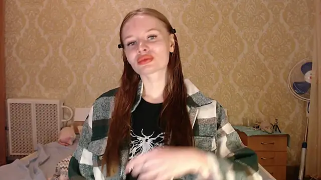 Kitkaat00 online show from 04-22-26, 06:42