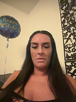 Snapshot of Islaymae_gilf chatting on 10-18-25, 07:14 Islaymae gilf online show from 10-18-25, 07:14