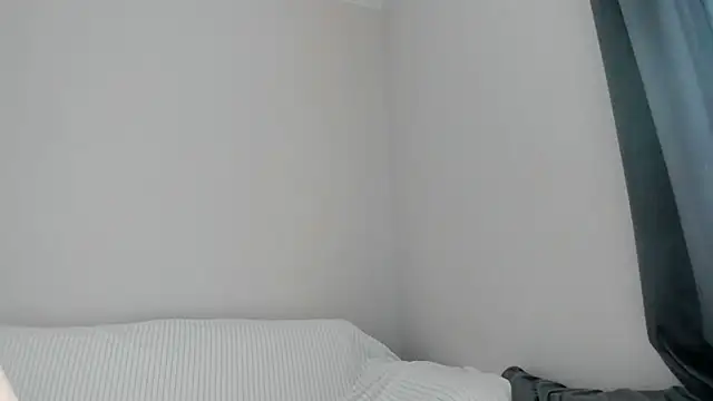 Snapshot of GraceBrawn chatting on 09-21-25, 08:38 GraceBrawn online show from 09-21-25, 08:38