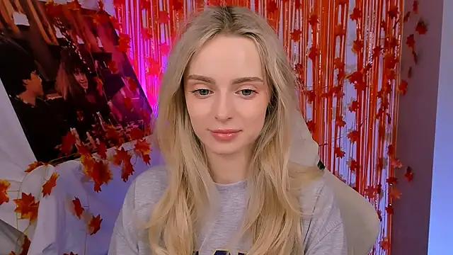 JuliaBrewwer online show from 11-17-25, 01:06