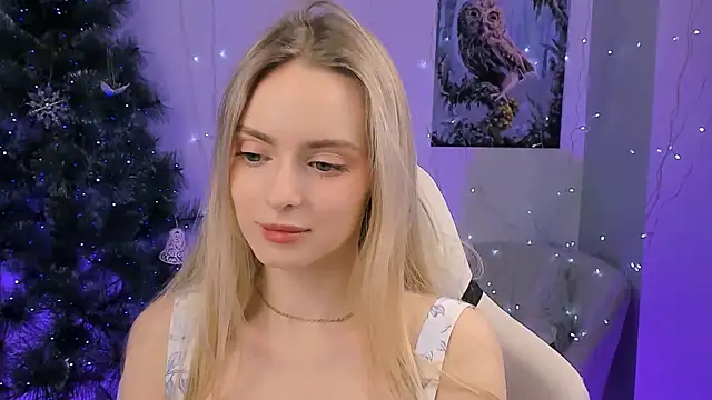 JuliaBrewwer online show from 02-12-26, 02:23