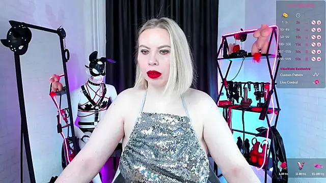 Anna Maxwell online show from 11-27-25, 01:51