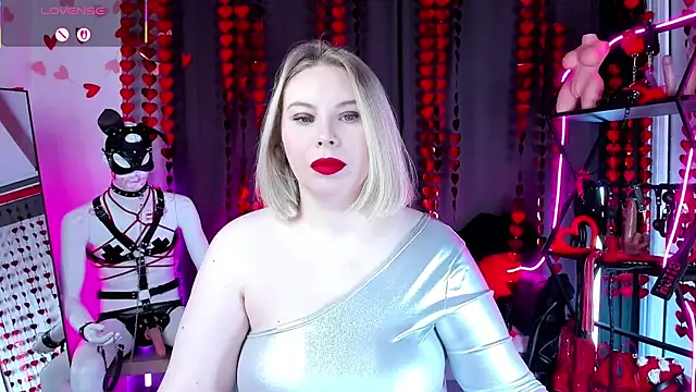 Snapshot of Anna_Maxwell chatting on 02-11-26, 02:27 Anna Maxwell online show from 02-11-26, 02:27