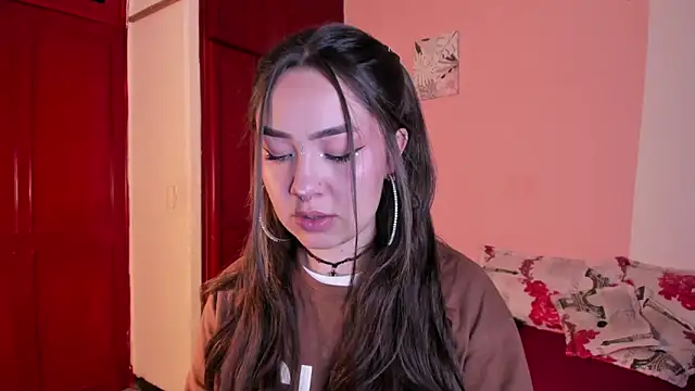 Pariss Gold online show from 10-12-25, 01:48