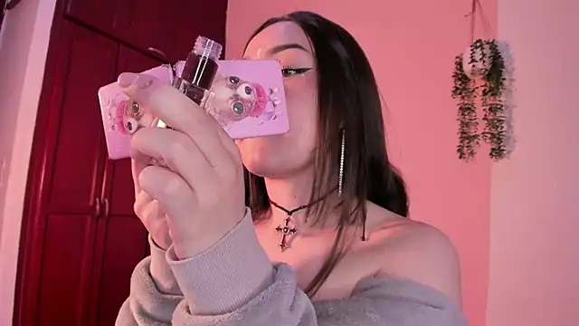 Pariss Gold online show from 10-22-25, 06:46