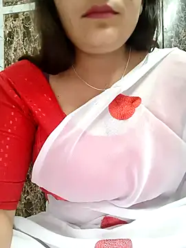 Snapshot of MISS_RIYA14 chatting on 10-11-25, 03:50 MISS RIYA14 online show from 10-11-25, 03:50