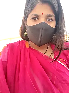 Snapshot of MISS_RIYA14 chatting on 11-14-25, 11:31 MISS RIYA14 online show from 11-14-25, 11:31