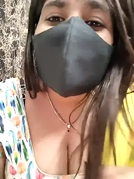 Snapshot of MISS_RIYA14 chatting on 11-16-25, 05:51 MISS RIYA14 online show from 11-16-25, 05:51