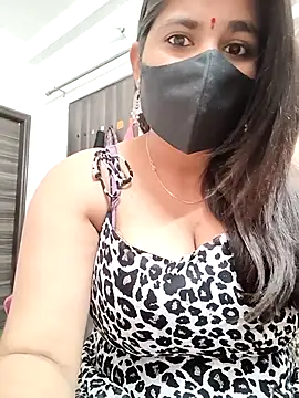 Snapshot of MISS_RIYA14 chatting on 11-20-25, 08:03 MISS RIYA14 online show from 11-20-25, 08:03