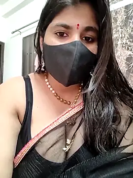 Snapshot of MISS_RIYA14 chatting on 11-28-25, 09:01 MISS RIYA14 online show from 11-28-25, 09:01