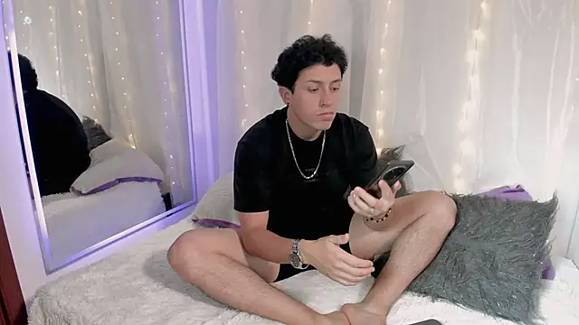 douglaszaens online show from 04-04-26, 11:46