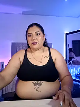 AndreaKinky online show from 12-17-25, 08:53