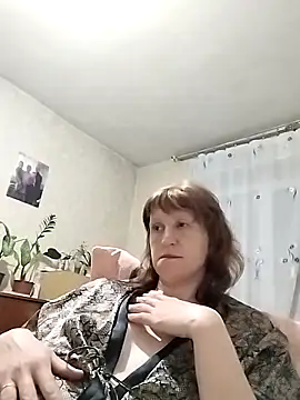 Snapshot of Flower2931 chatting on 04-08-26, 07:14 Flower2931 online show from 04-08-26, 07:14