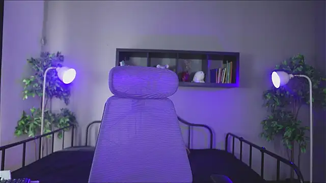 Sabrina bloom online show from 11-12-25, 01:00