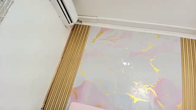 Snapshot of MayaBaker chatting on 09-10-25, 07:14 MayaBaker online show from 09-10-25, 07:14