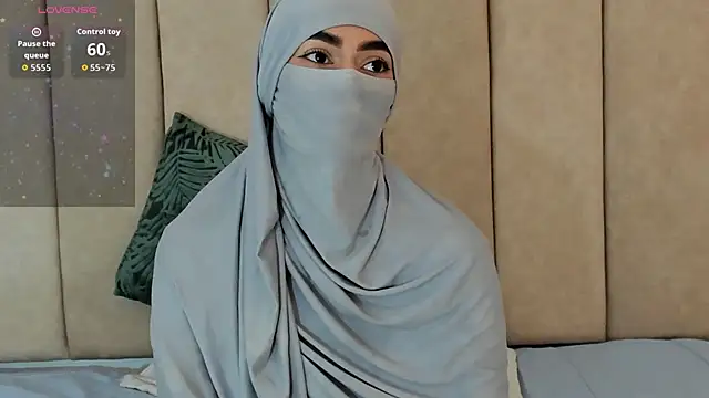  Zahiira  online show from 11-13-25, 12:15