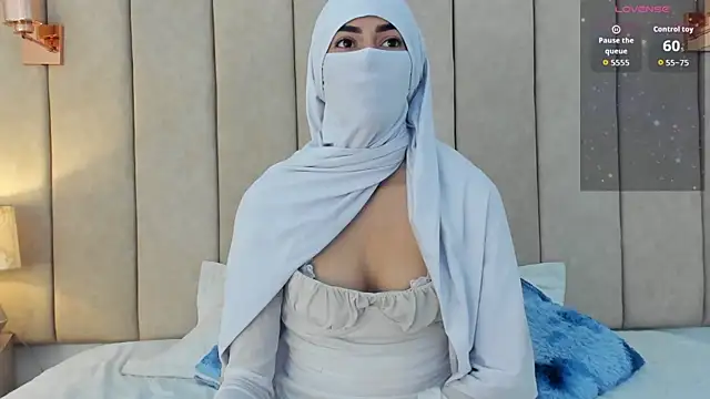  Zahiira  online show from 06-13-26, 12:14