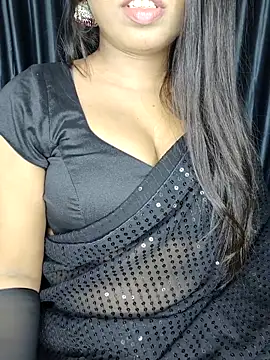 Webrowncouple online show from 09-08-25, 04:28