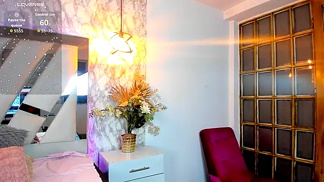 Snapshot of Aisha_poweer chatting on 10-17-25, 04:04 Aisha poweer online show from 10-17-25, 04:04