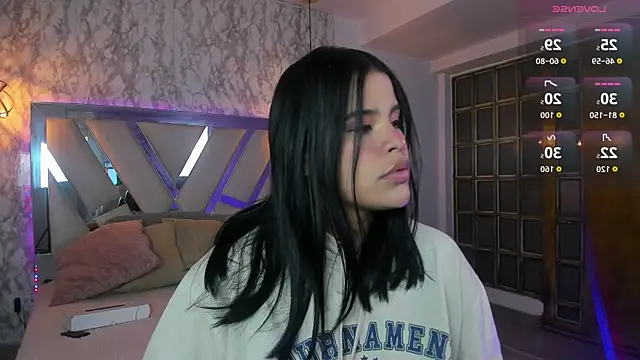 Snapshot of Aisha_poweer chatting on 11-20-25, 02:34 Aisha poweer online show from 11-20-25, 02:34